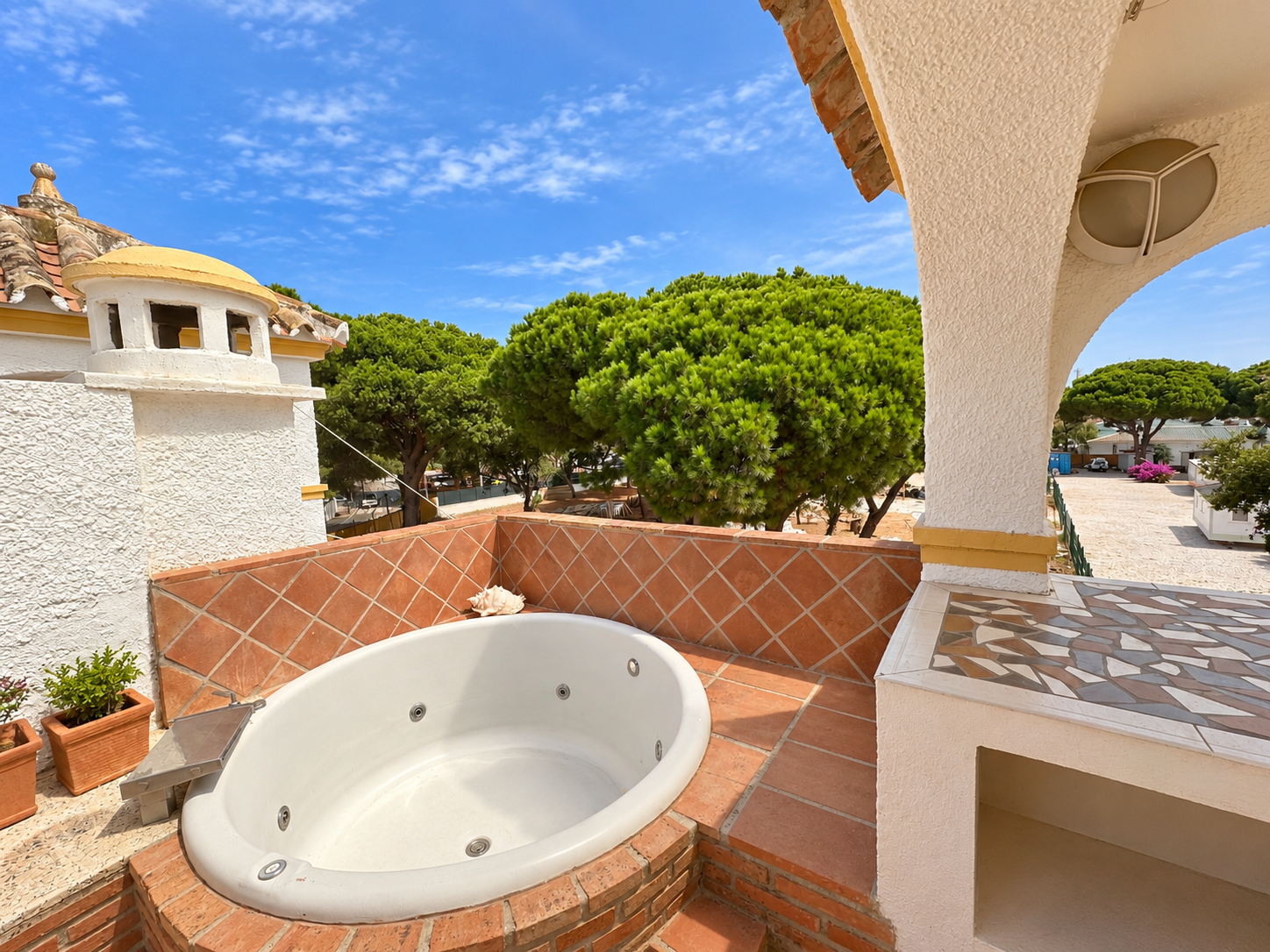 3 Bedroom Townhouse in Marbella - Photo 5