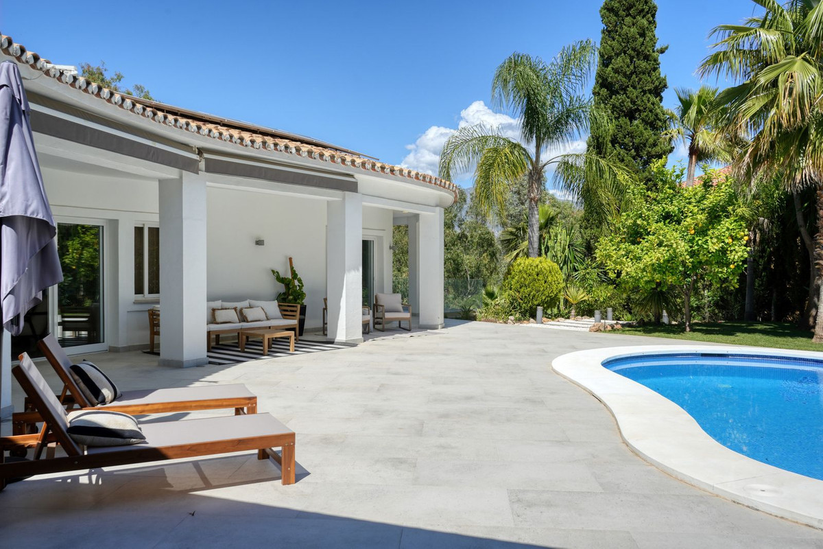 4 Bedroom Villa in Benahavís - Foto 22
