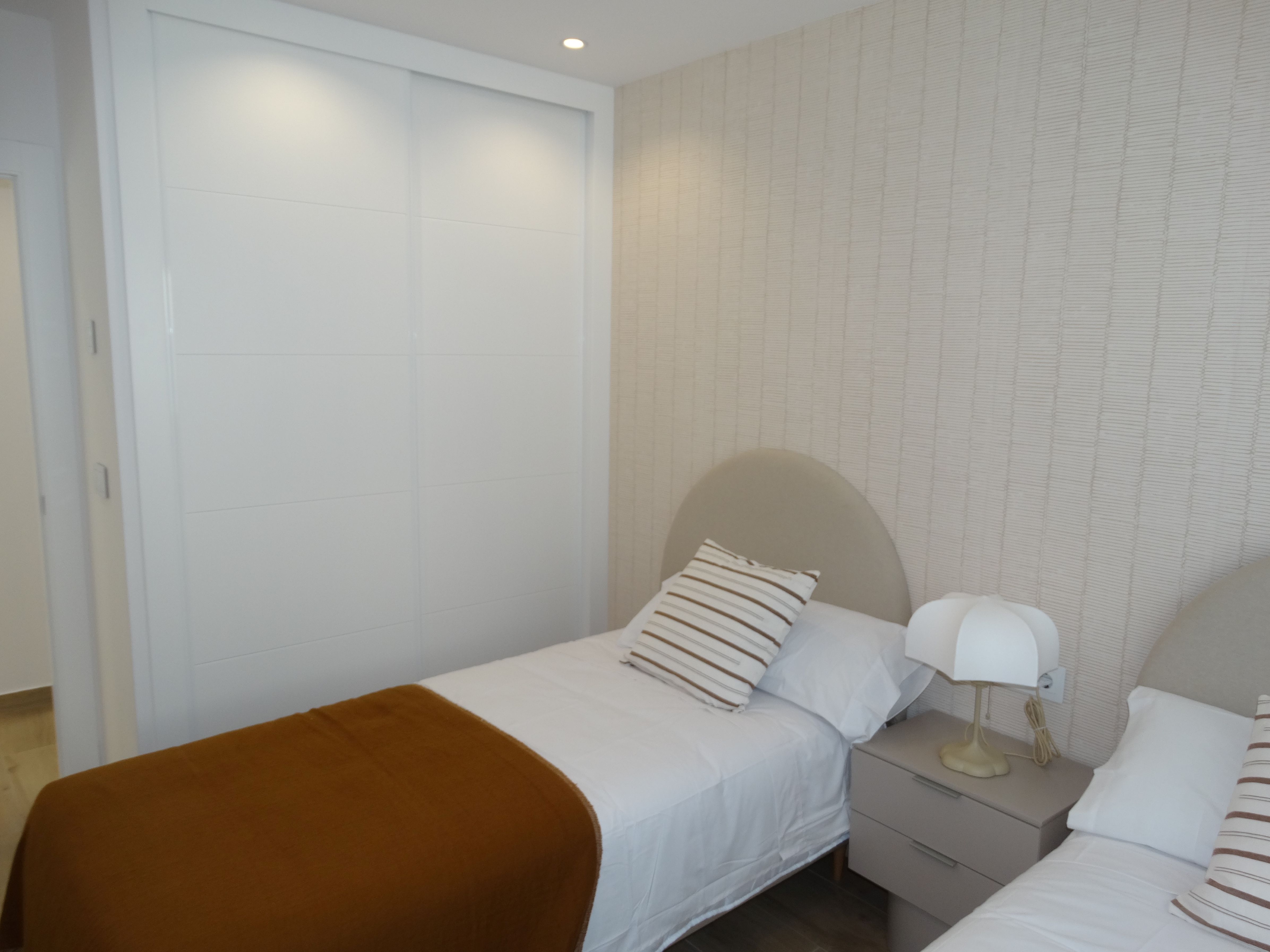 Villa de 2 chambres avec piscine à Alicante, Espagne – Photo 14
