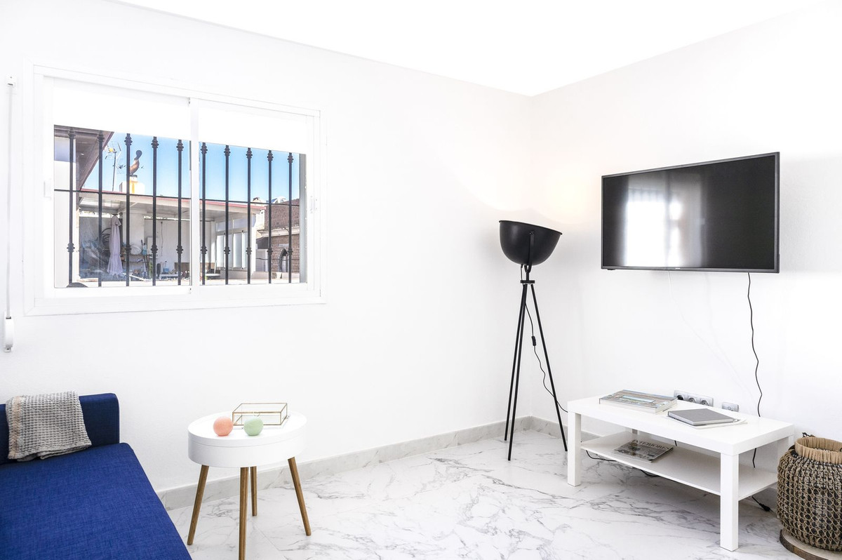 2 Bedroom Apartment in Sotogrande - Photo 15