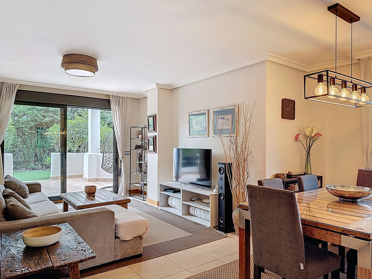 3 Bedroom Apartment in Estepona - Foto 9