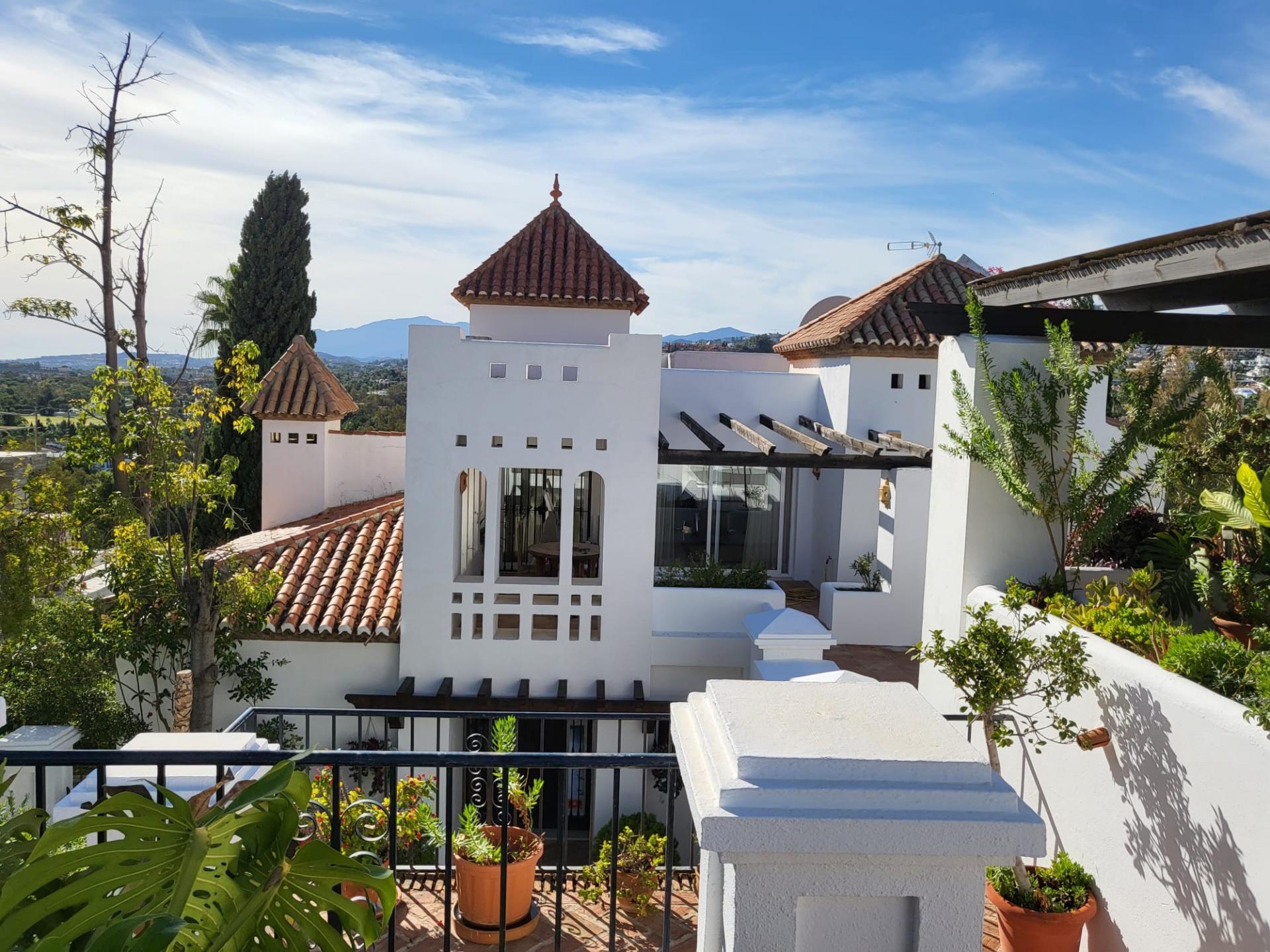 6 Bedroom Villa in Marbella - Photo 7
