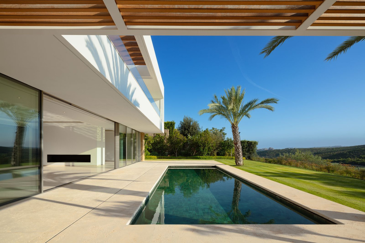 5 Bedroom Villa in Casares - Photo 19