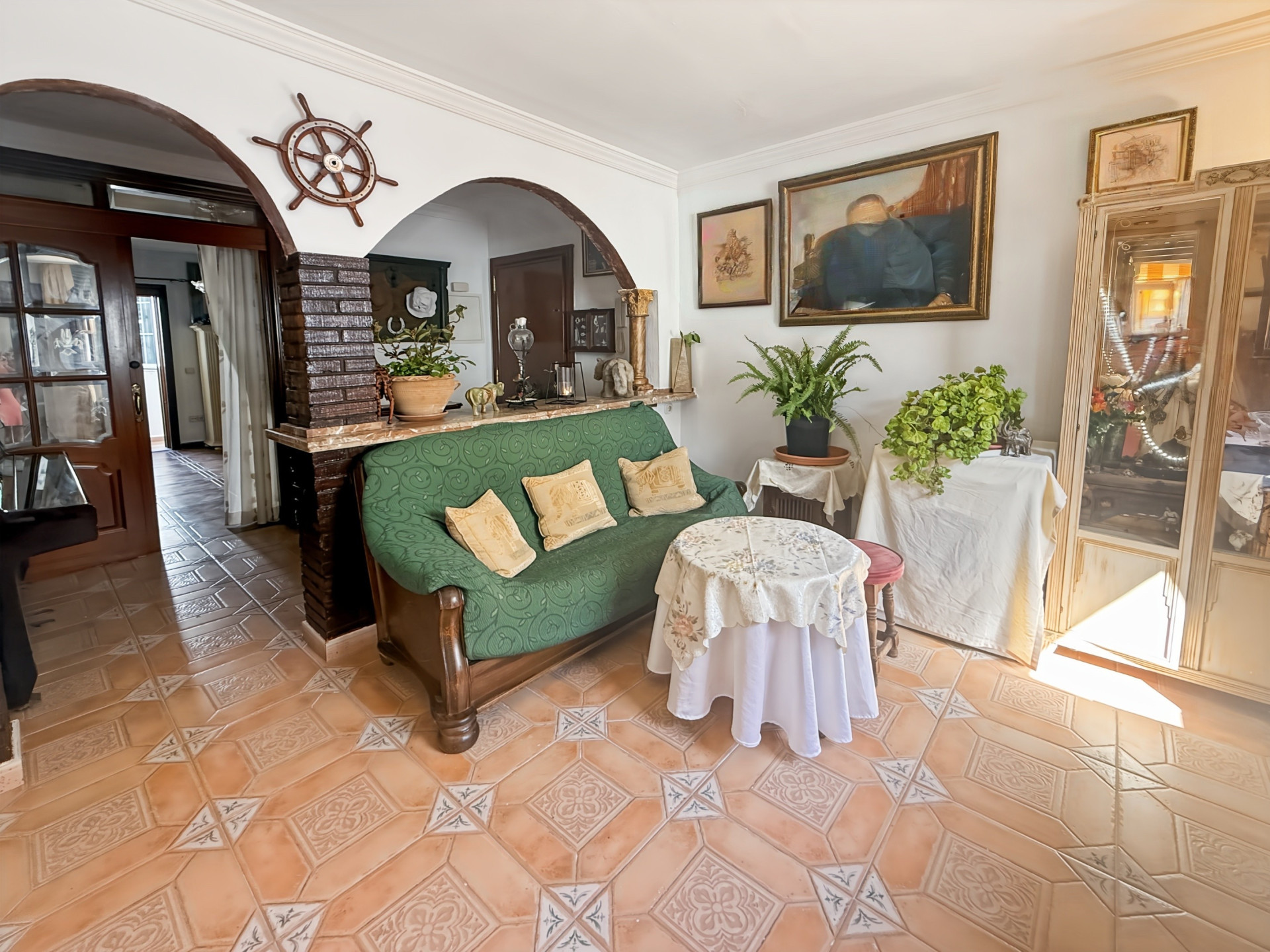 2 Bedroom Apartment in Estepona - Photo 19