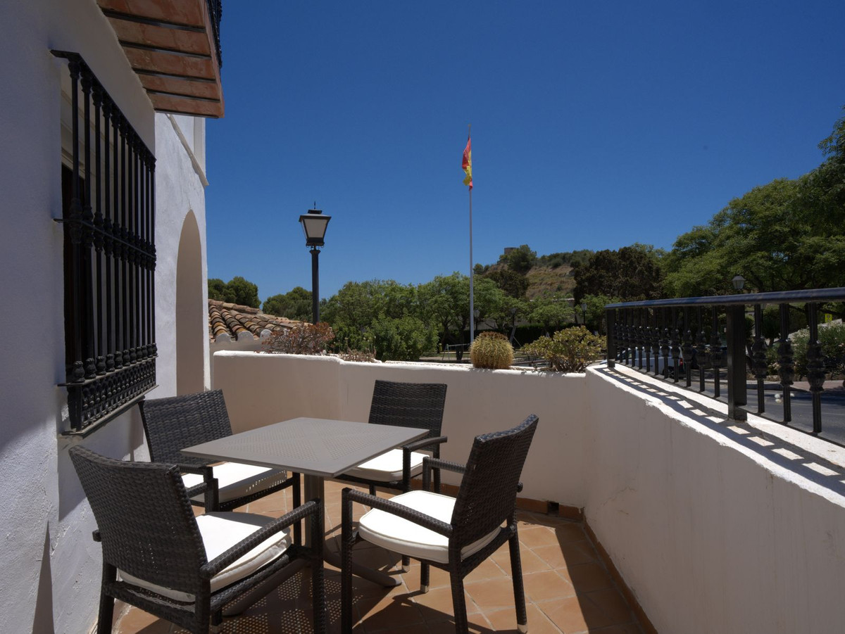 5 Bedroom Villa in Fuengirola - Photo 12