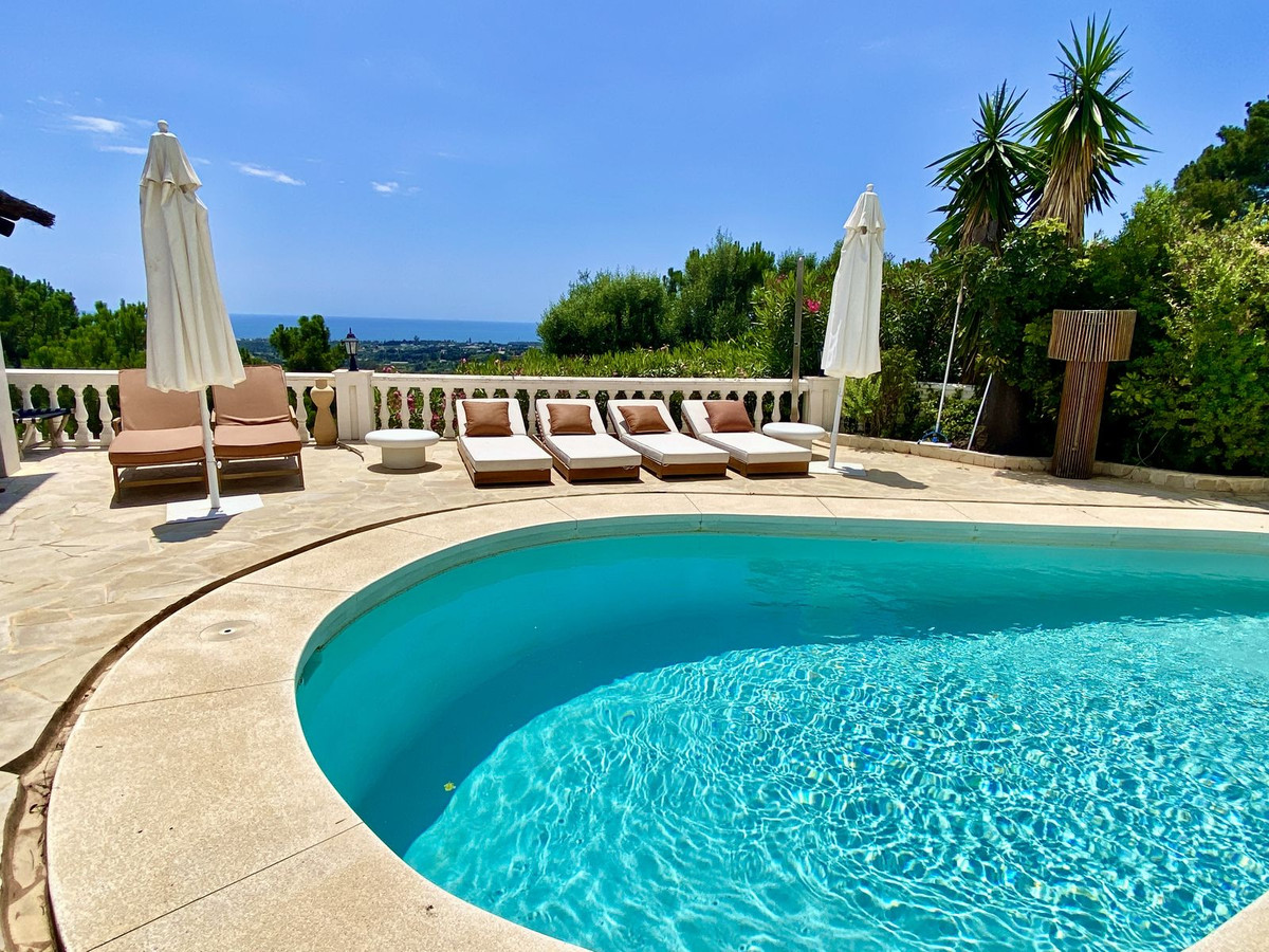 4 Bedroom Villa in Estepona - Photo 15