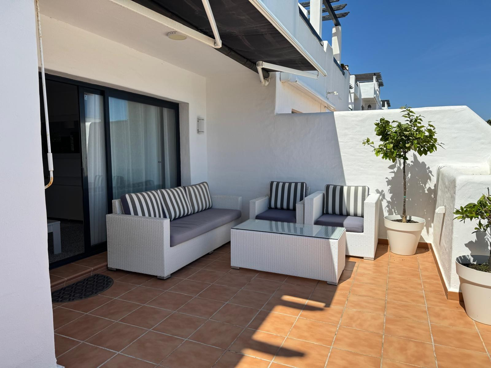 2 Bedroom Apartment in Casares - Photo 5