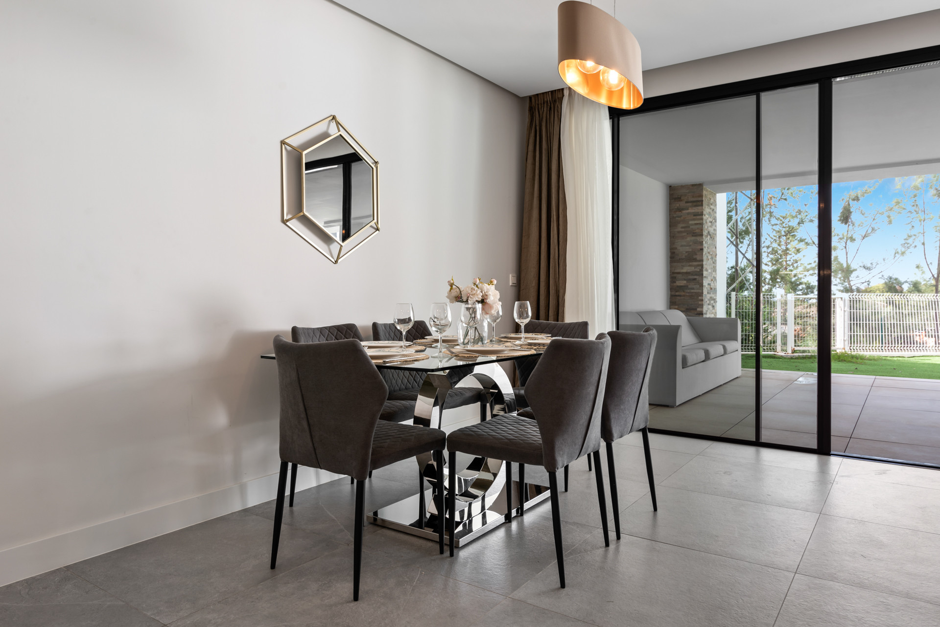3 Bedroom Apartment in Marbella - Photo 9
