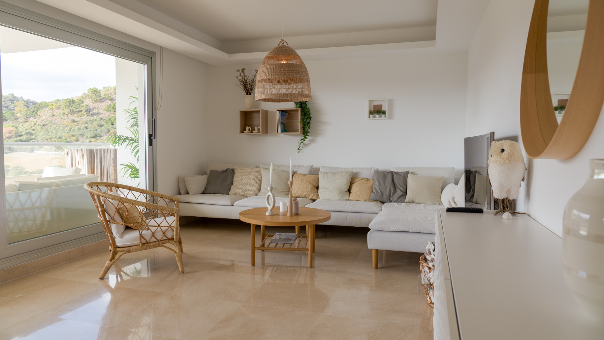 3 Bedroom Apartment in Benahavís - Photo 32