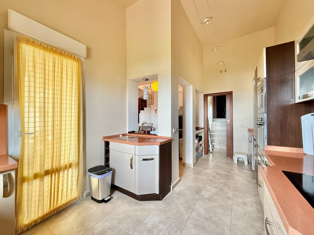 5 Bedroom Villa in La Duquesa - Photo 16