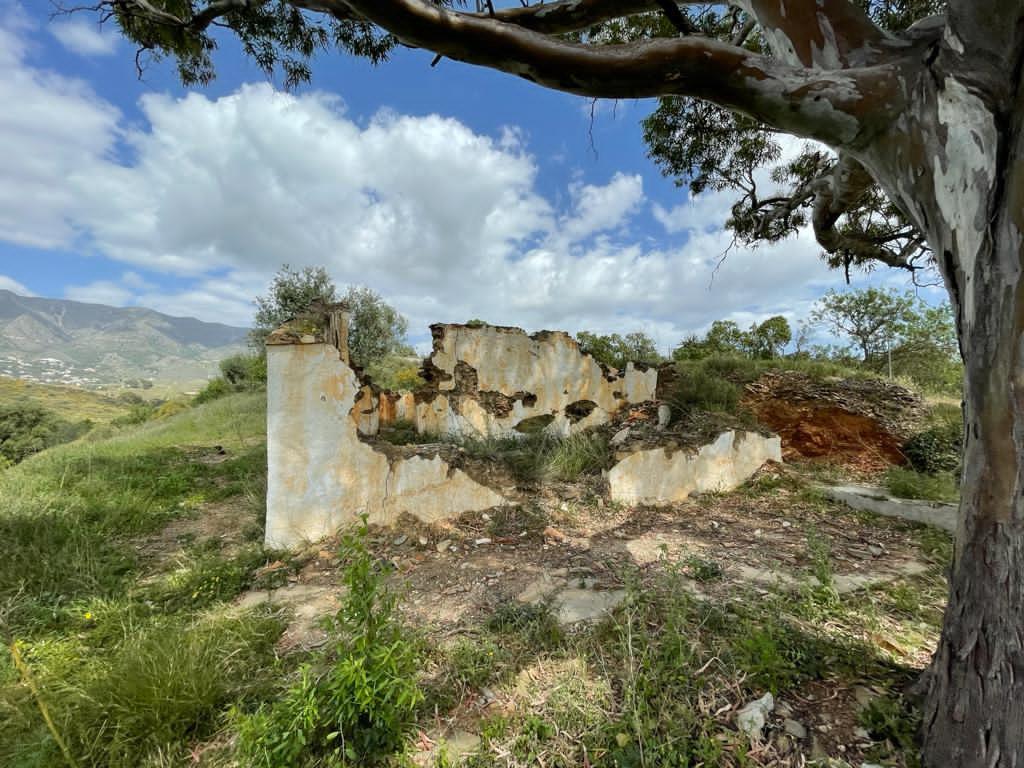 11,590 m² Plot in Mijas - Photo 4