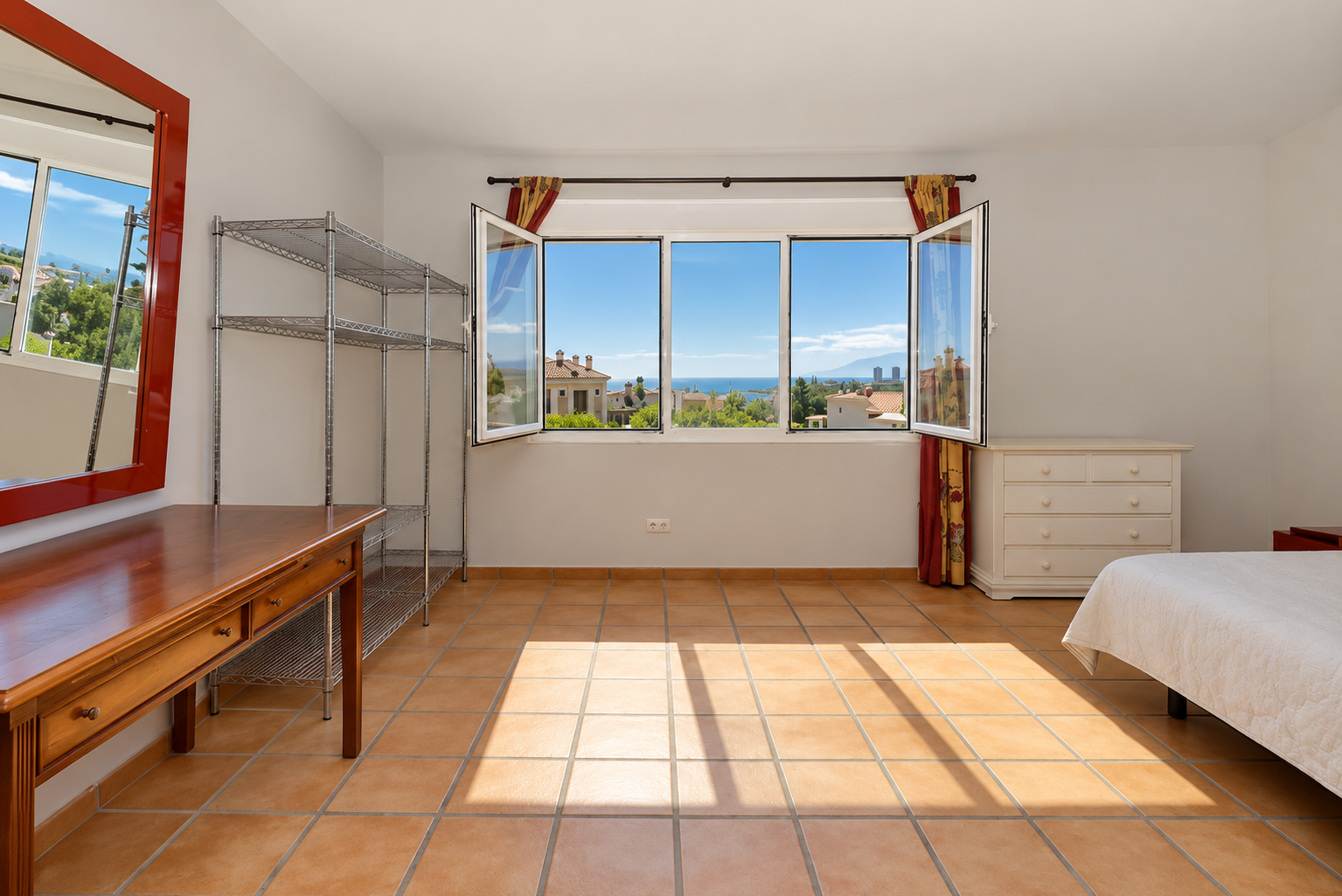 3 Bedroom Villa in Marbella - Photo 13