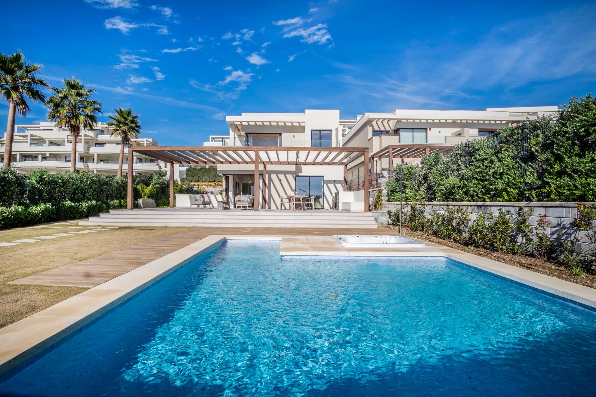 4 Bedroom Villa in Estepona - Photo 14