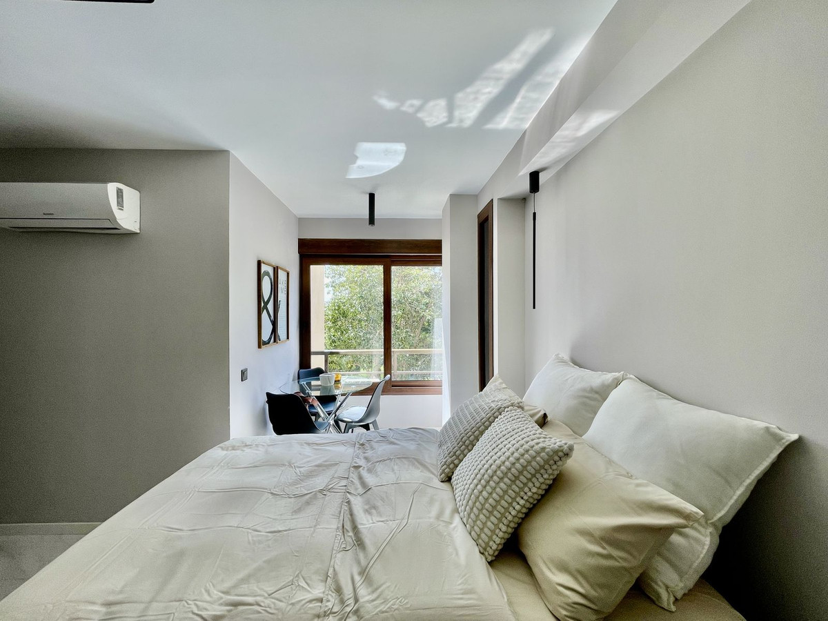 Apartment in Marbella - Photo 3