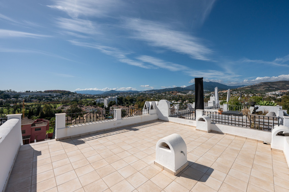 3 Bedroom Townhouse in Marbella - Photo 28