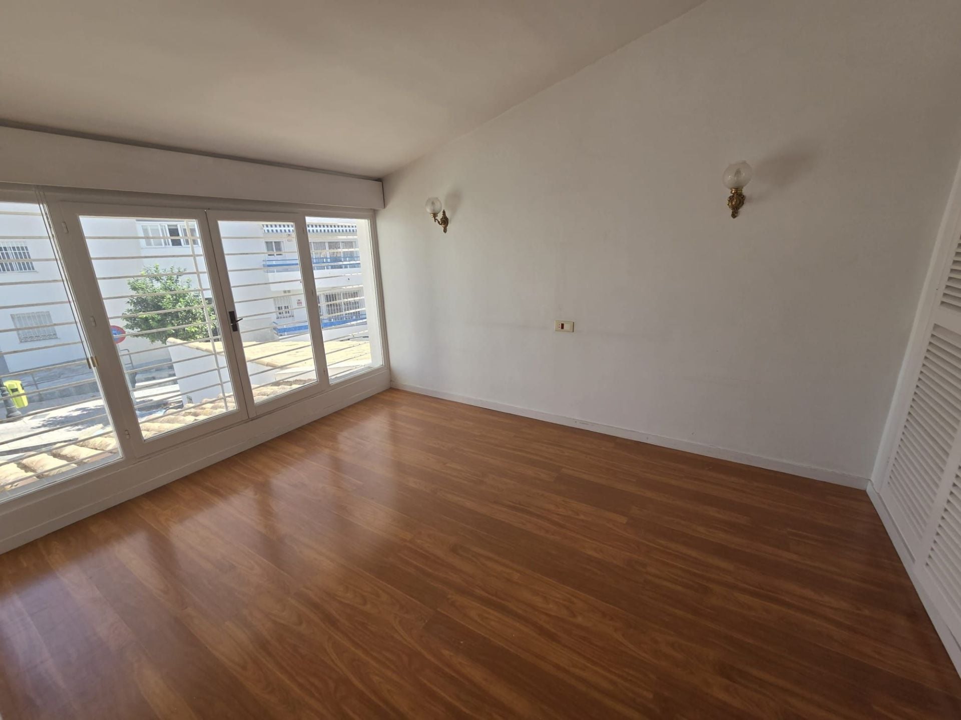 4 Bedroom Villa in Fuengirola - Photo 13