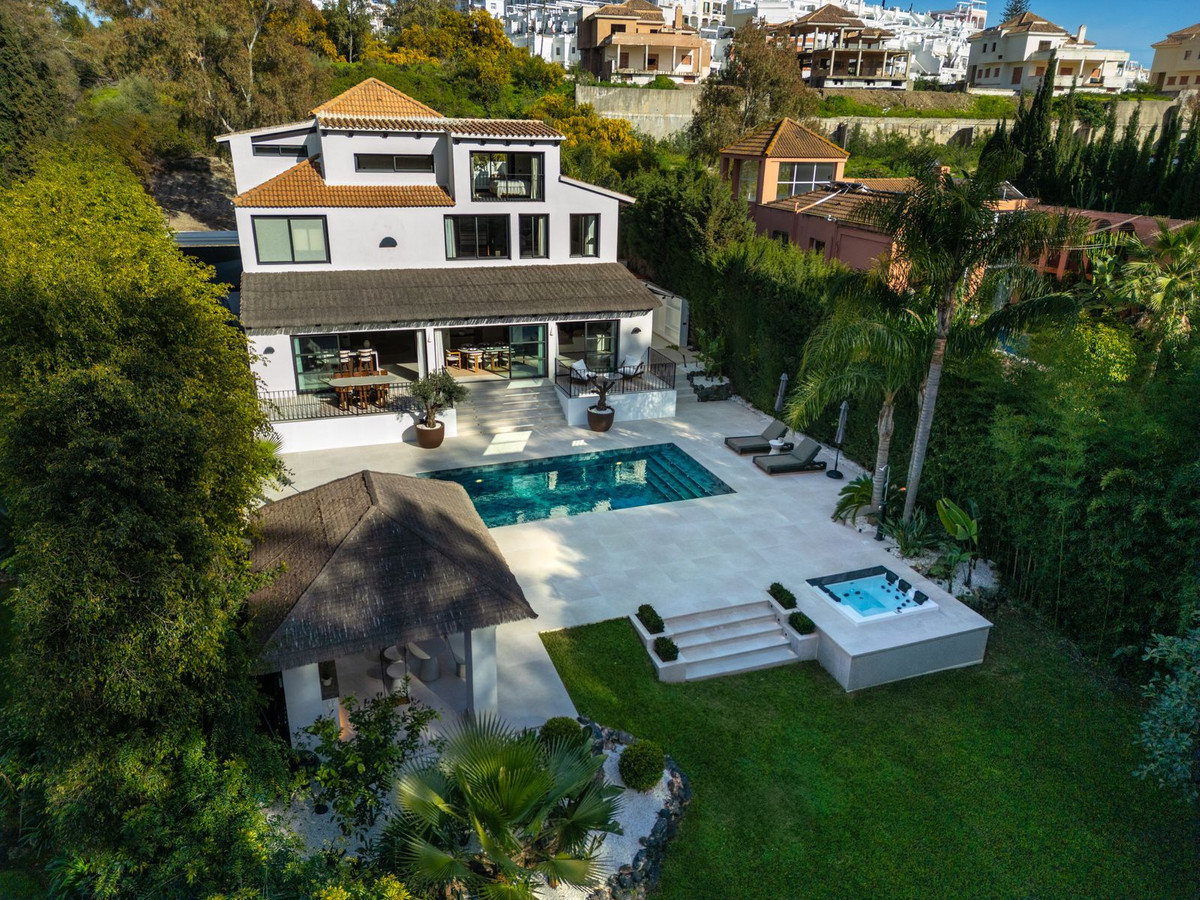5 Bedroom Villa in Marbella - Фото 33