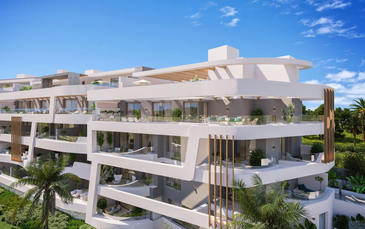 3 Bedroom Apartment in San Pedro de Alcántara - Photo 3