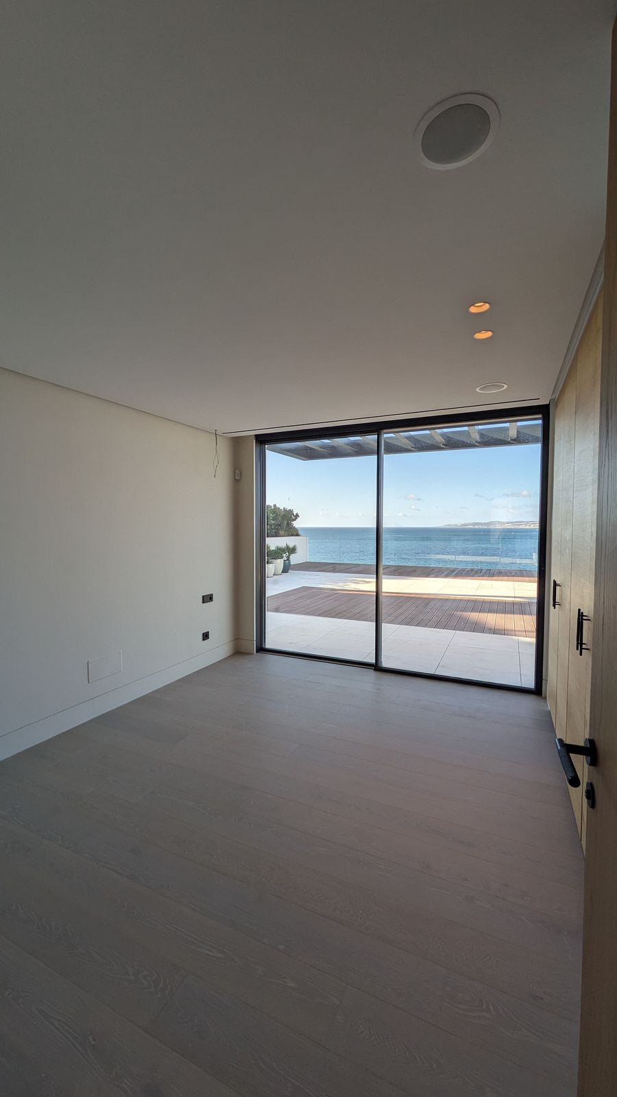 3 Bedroom Penthouse in Estepona - Photo 15
