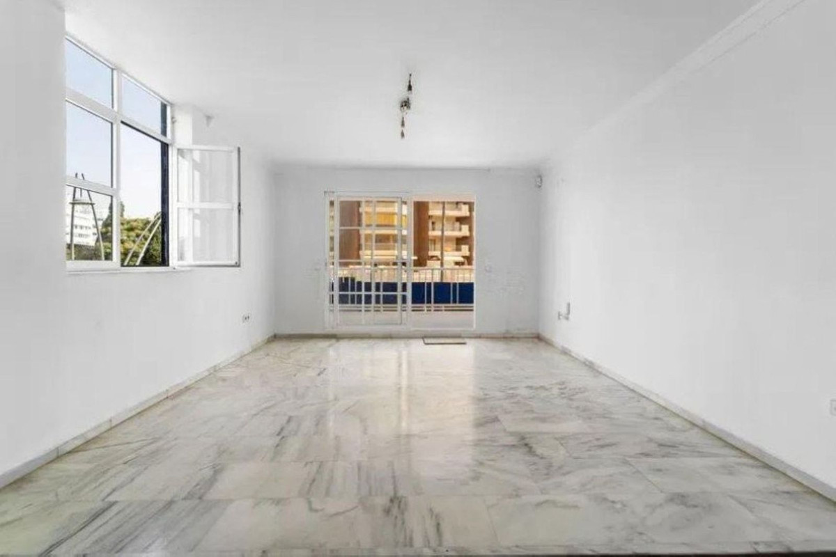 3 Bedroom Apartment in Fuengirola - Foto 7