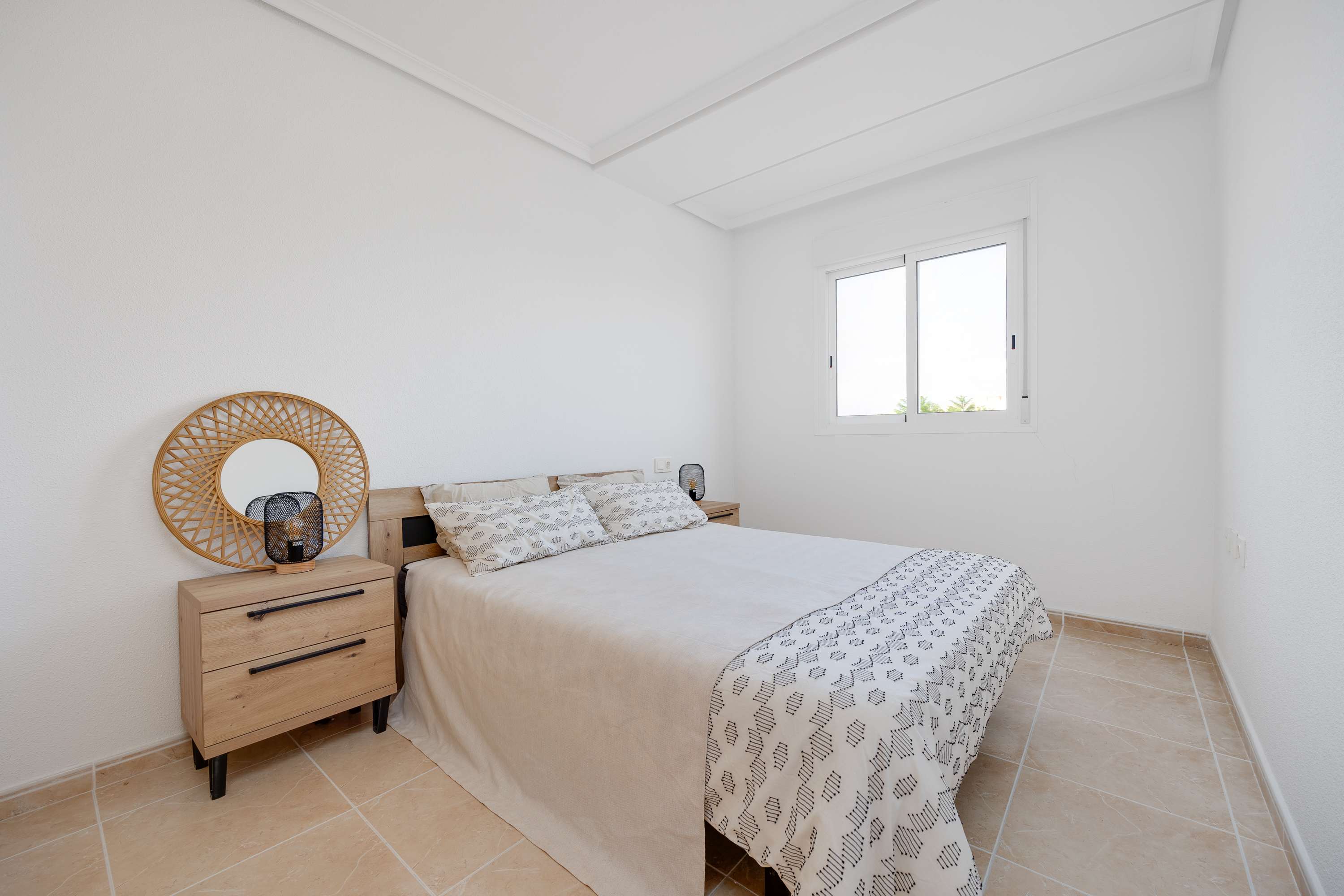 Apartamento com 2 quartos com piscina em Alicante, Espanha – Foto 6