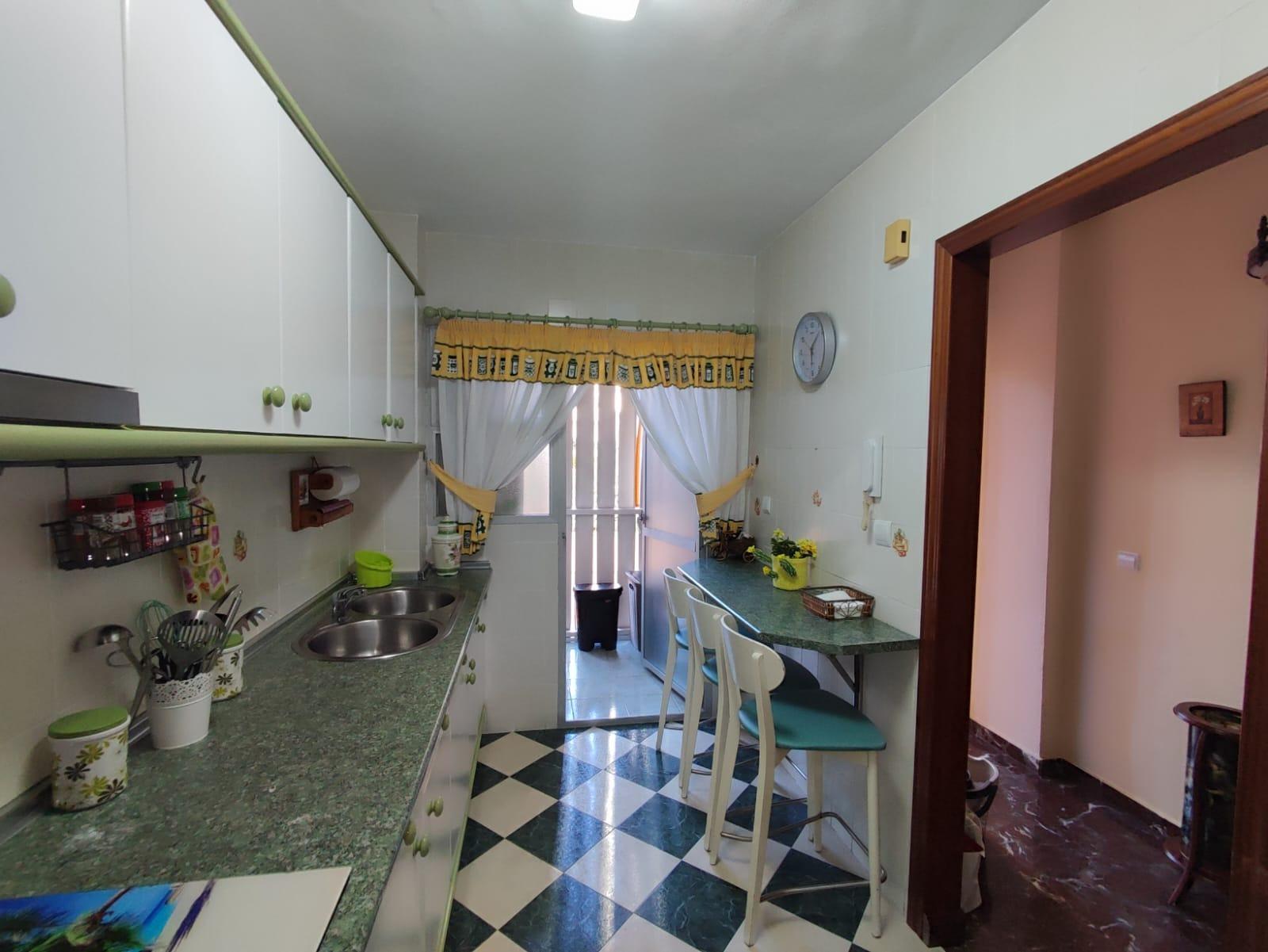 3 Bedroom Apartment in Fuengirola - Photo 33