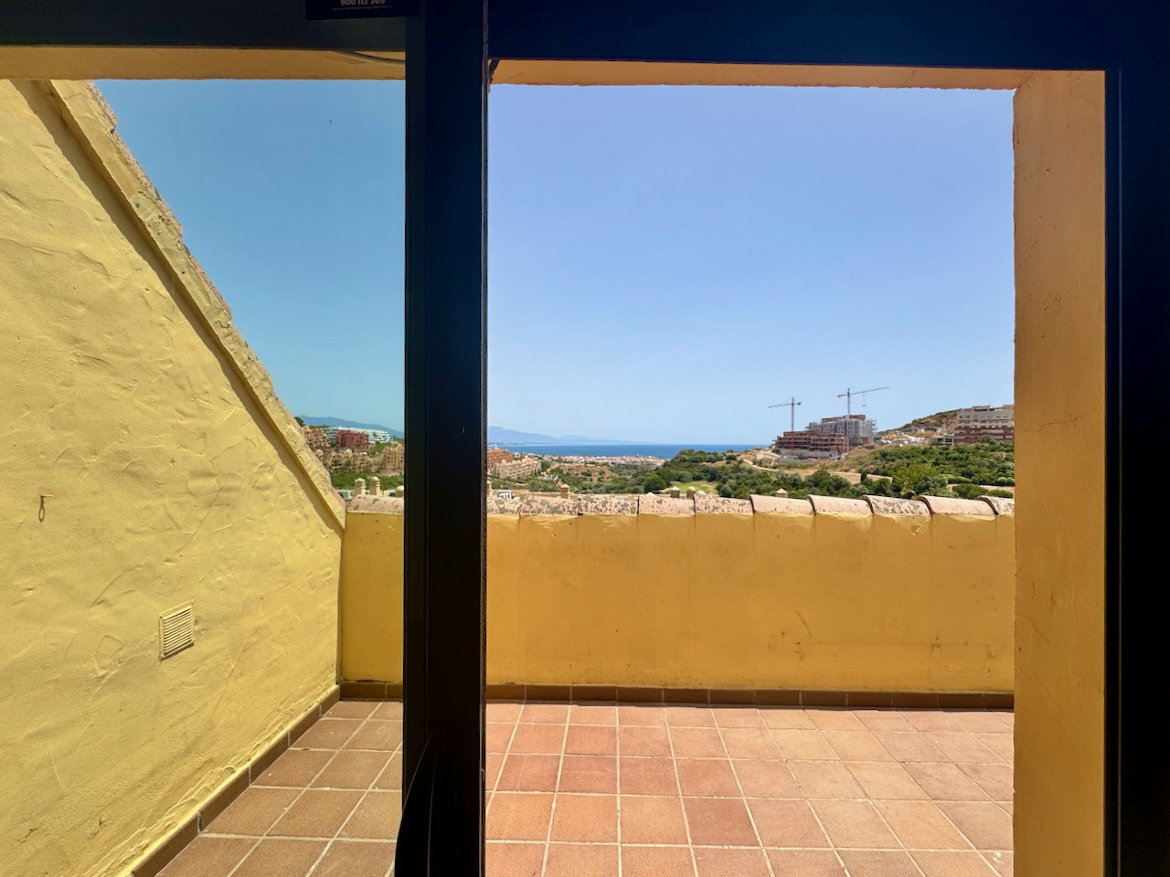 2 Bedroom Penthouse in La Duquesa - Photo 9