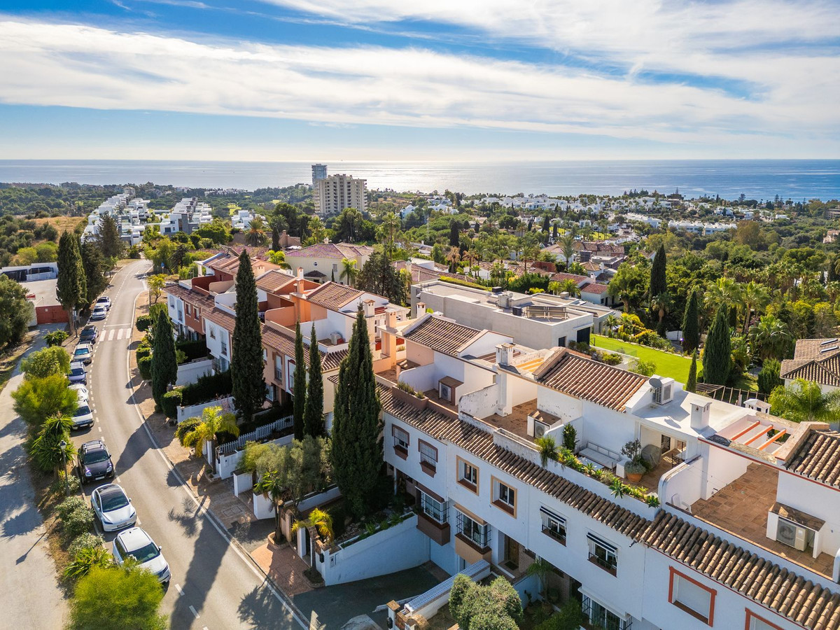 3 Bedroom Townhouse in Marbella - Photo 47