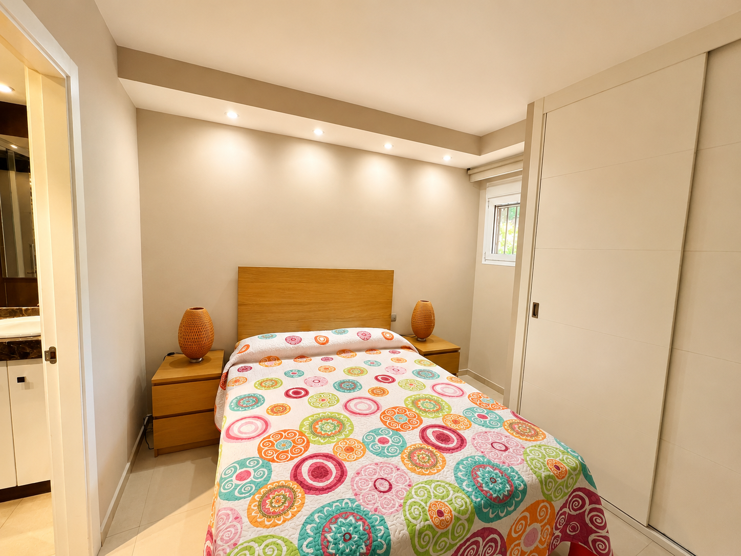 2 Bedroom Apartment in Marbella - Photo 9