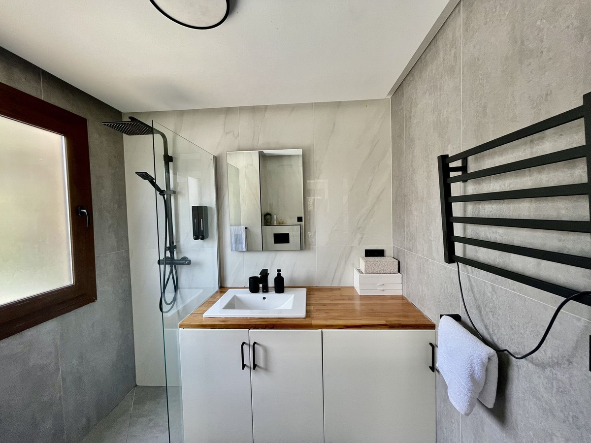Apartment in Marbella - Photo 9