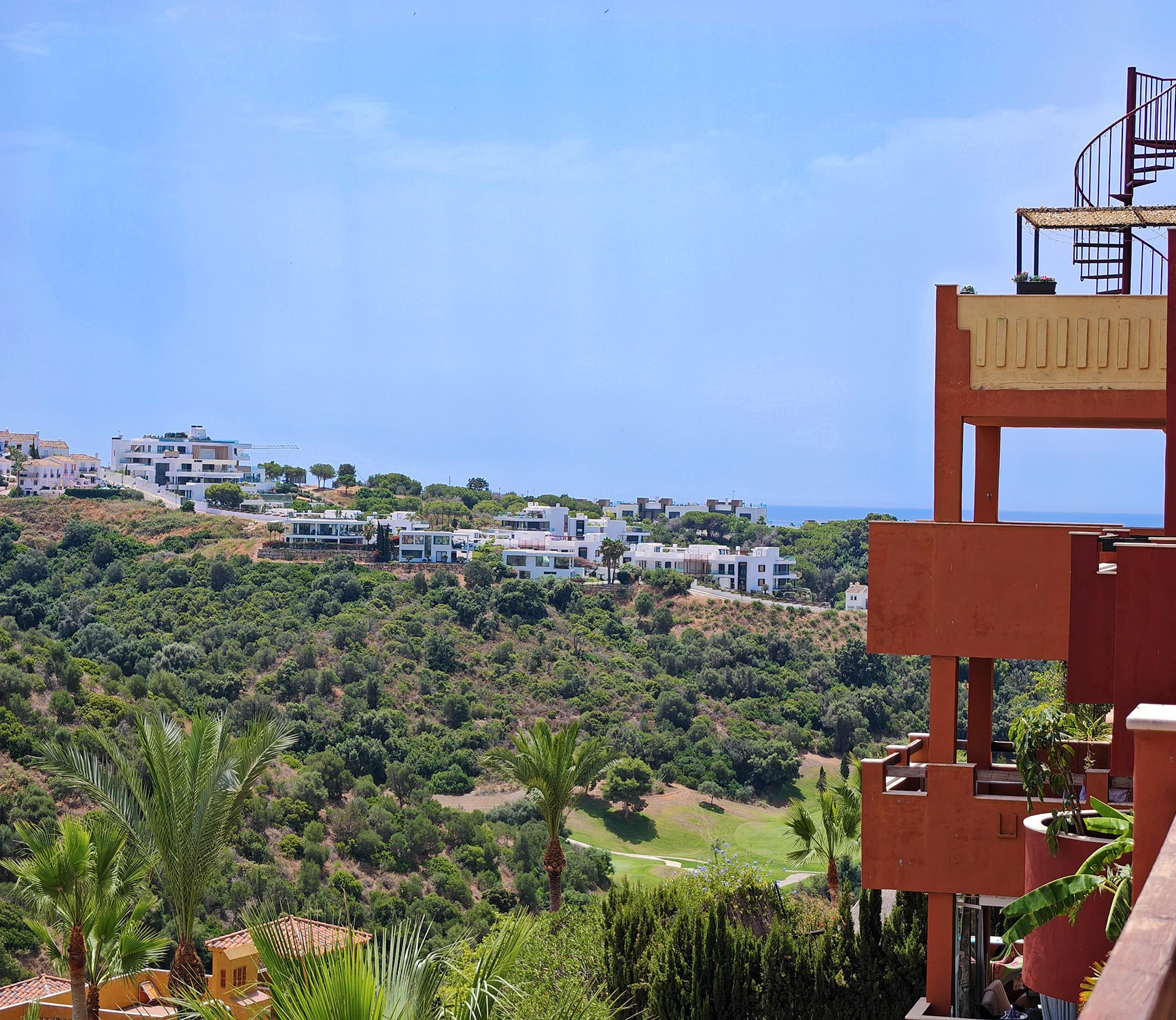2 Bedroom Apartment in Marbella - Photo 7