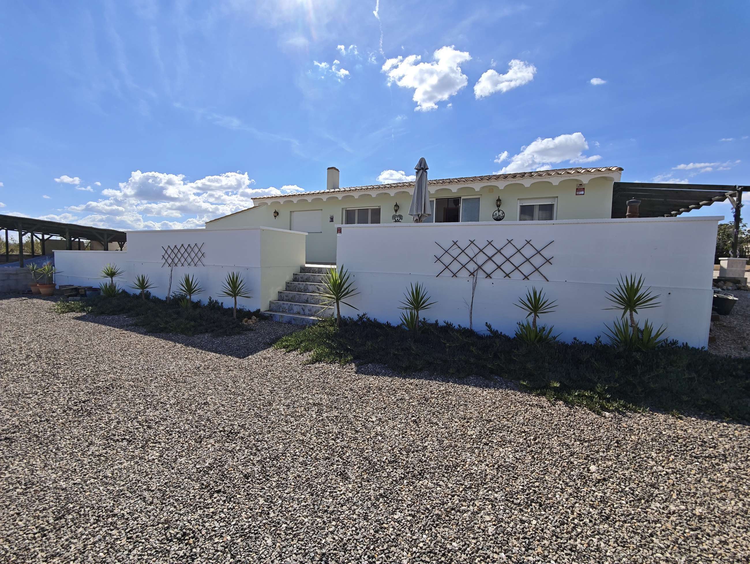 4-bedroom villa with pool in Albacete, Spain – Photo 13