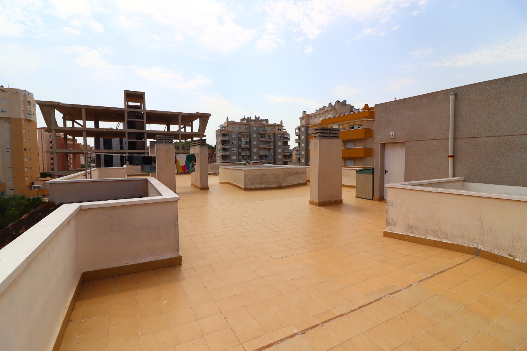 Apartamento com 2 quartos com piscina em Alicante, Espanha – Foto 15