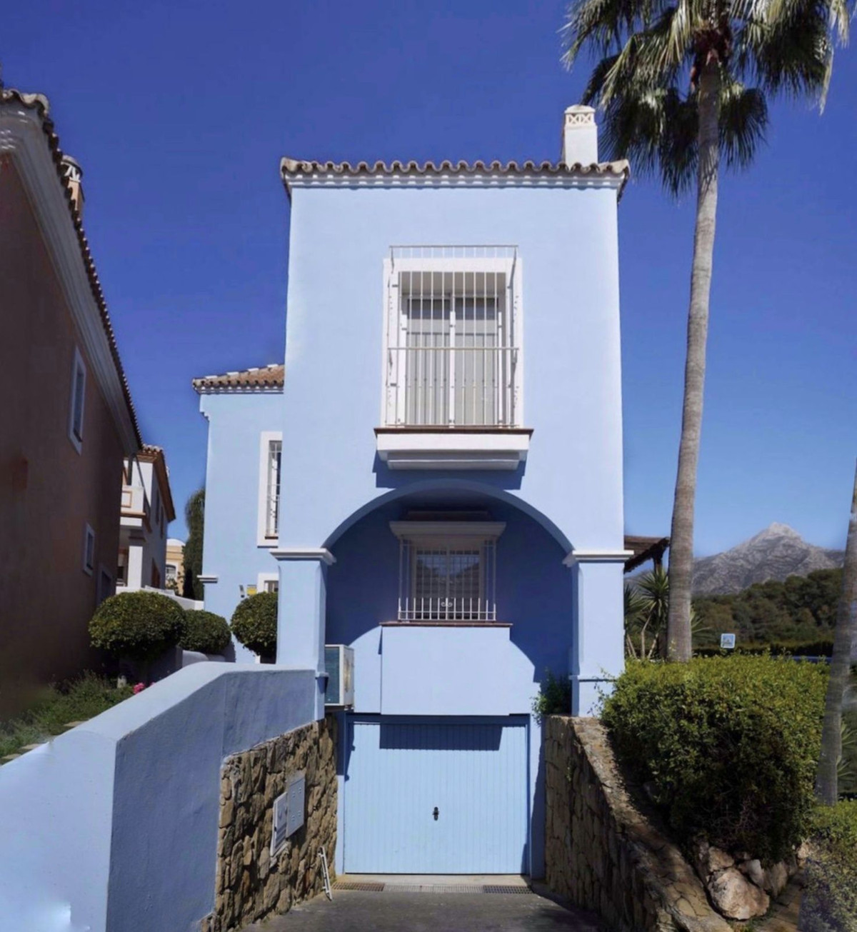 2 Bedroom Townhouse in Marbella - Photo 8