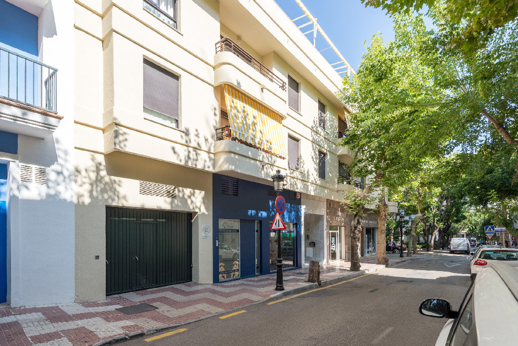 Garagem com piscina em Málaga, Espanha – Foto 2