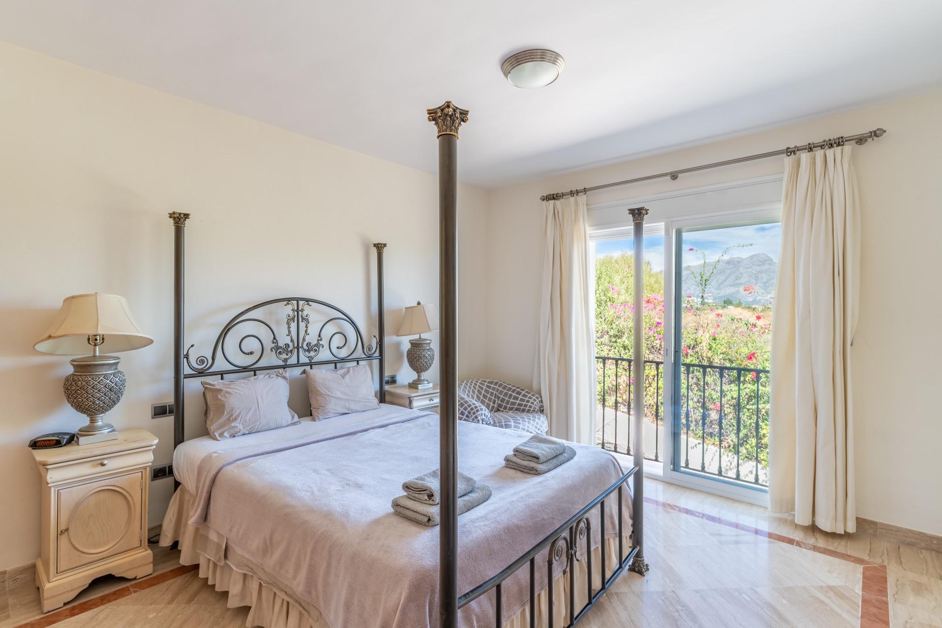 5 Bedroom Villa in Benahavís - Foto 22