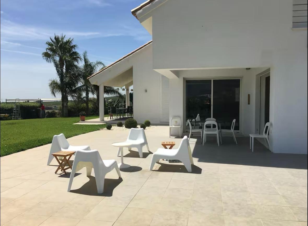 6 Bedroom Villa in Manilva - Photo 13