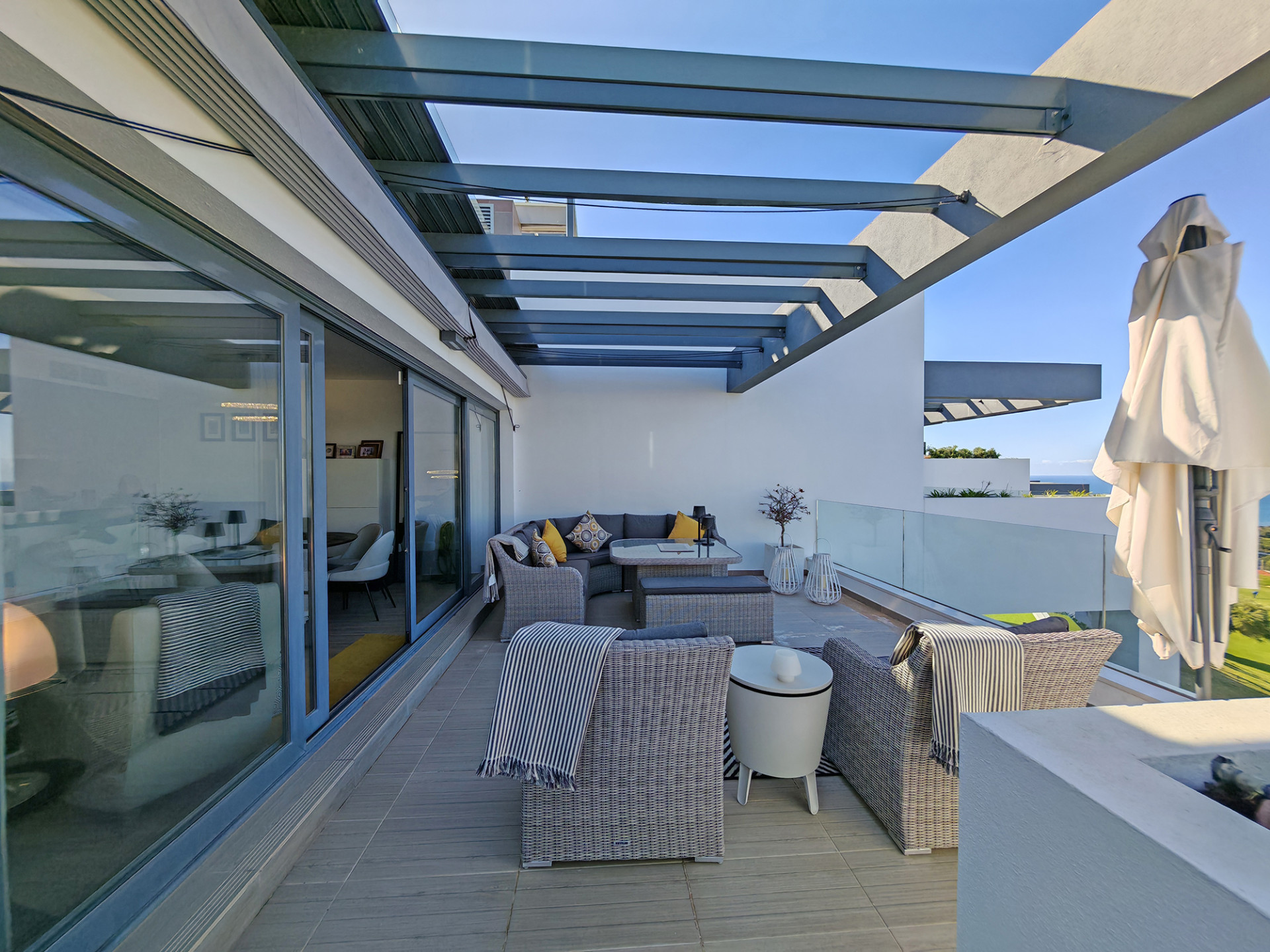 Piso de 3 dormitorios con piscina en Málaga – Foto 7