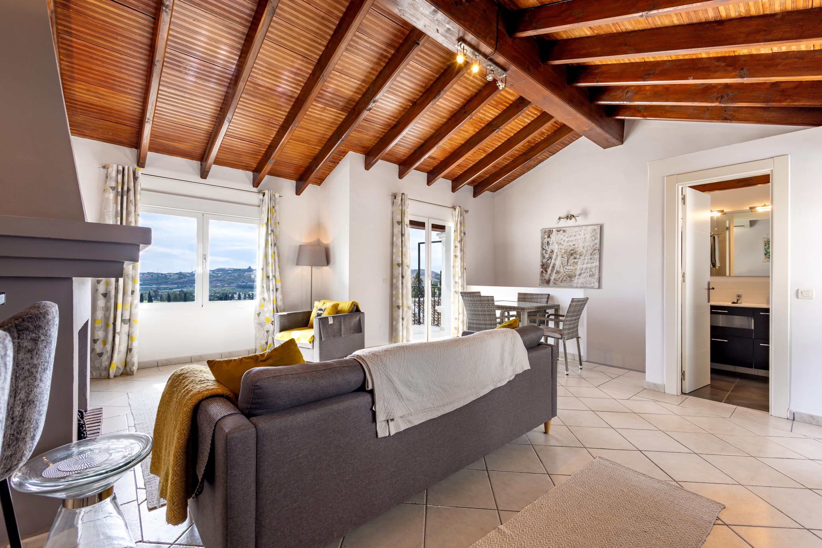 2 Bedroom Villa in Mijas - Photo 10