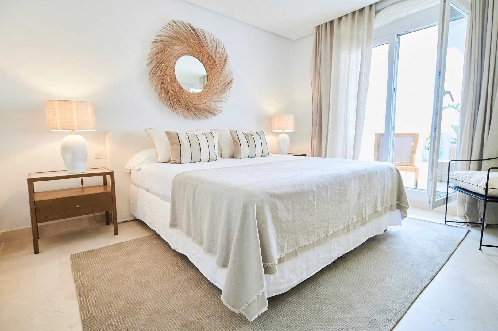 2 Bedroom Apartment in Marbella - Photo 15
