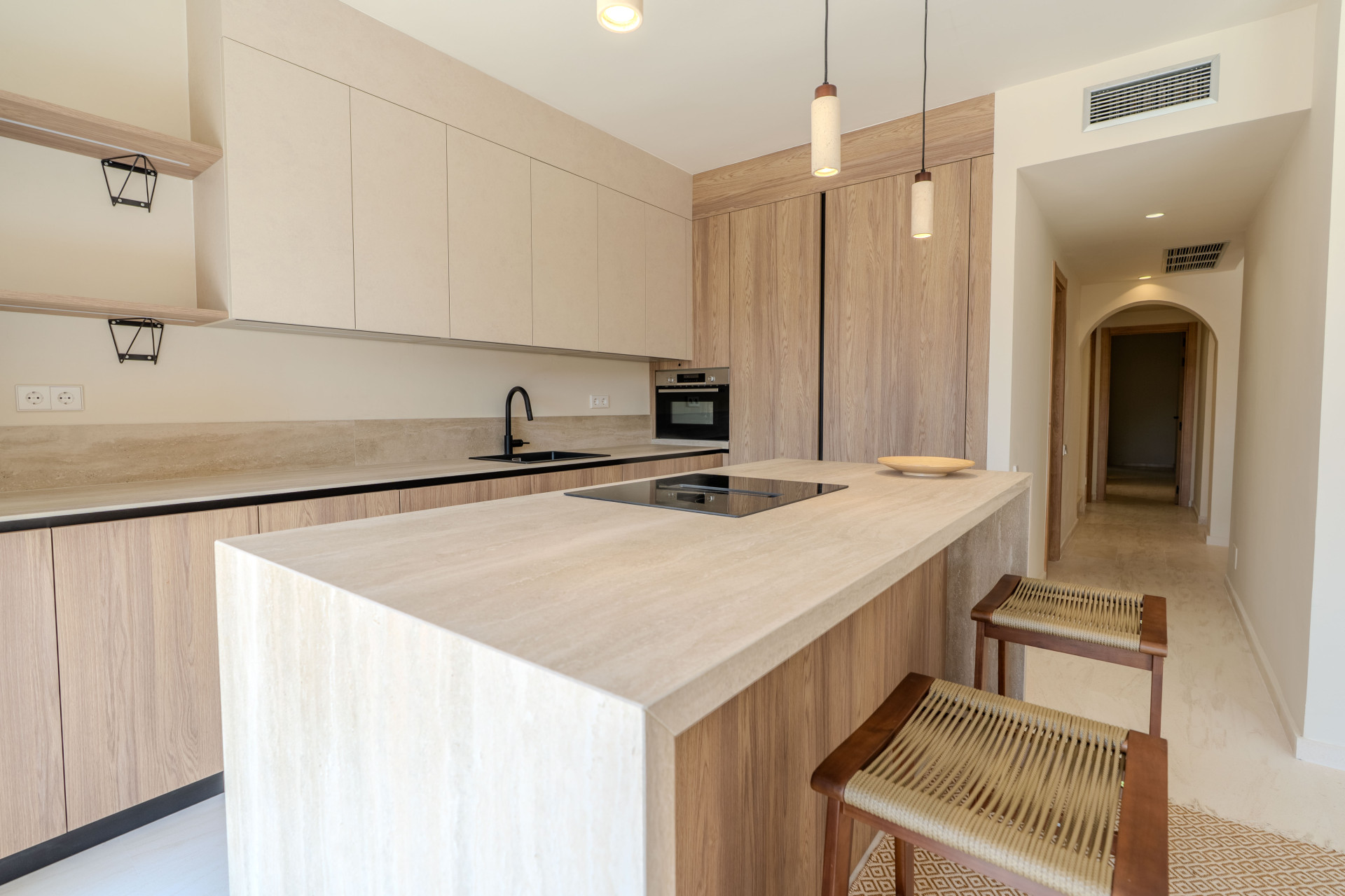 3 Bedroom Apartment in Estepona - Photo 18