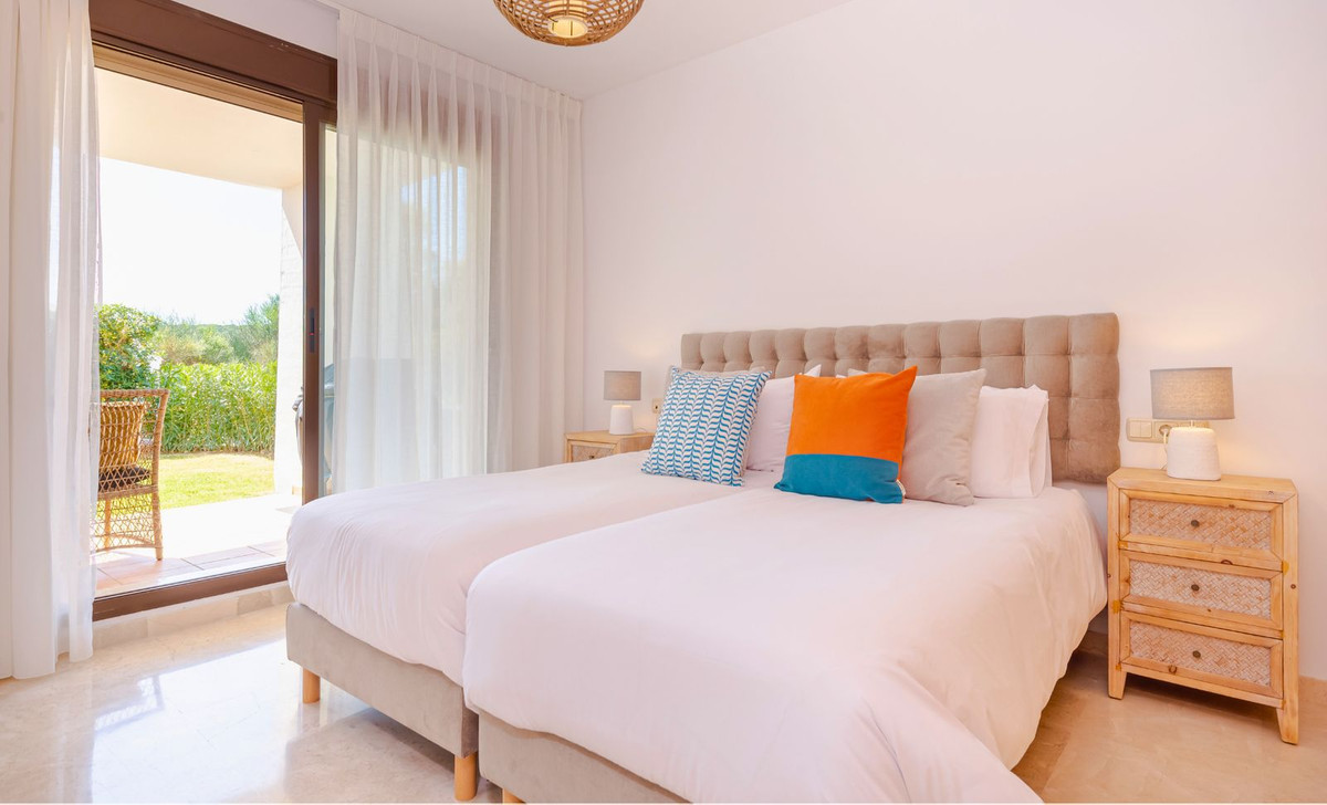 3 Bedroom Apartment in Casares - Photo 4