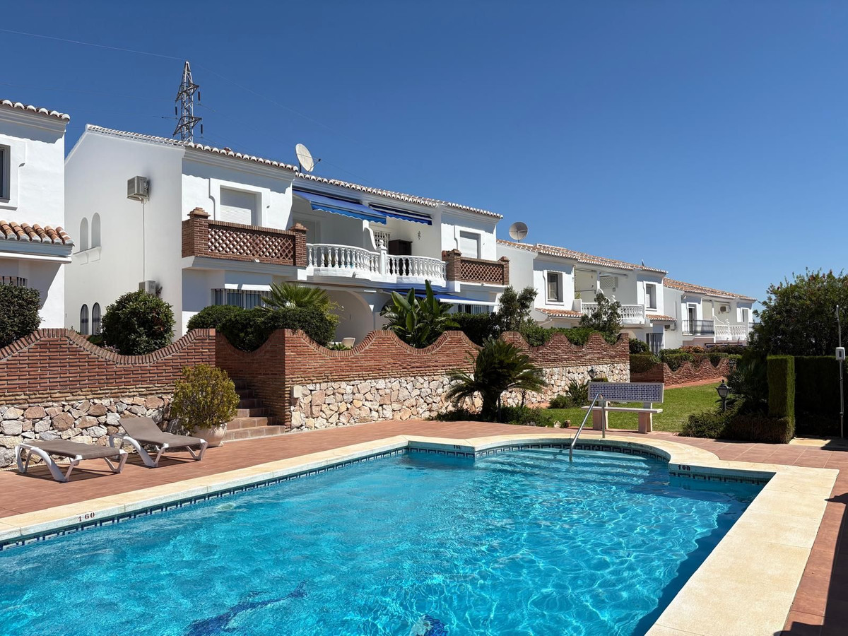 2 Bedroom Apartment in Mijas - Photo 36