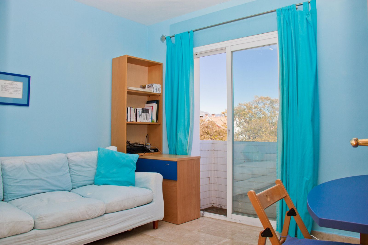 5 Bedroom Townhouse in San Pedro de Alcántara - Photo 22