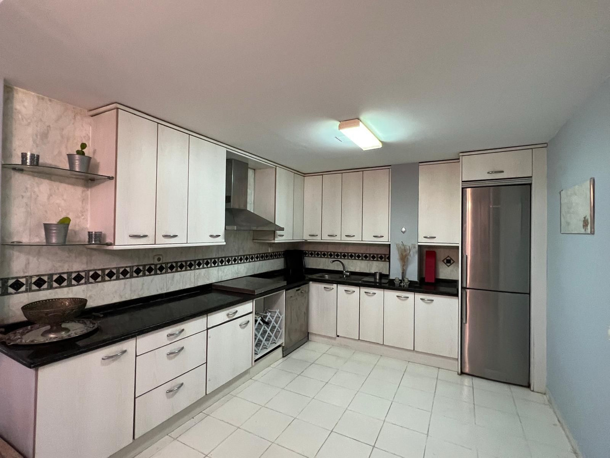 4 Bedroom Villa in Benahavís - Foto 3