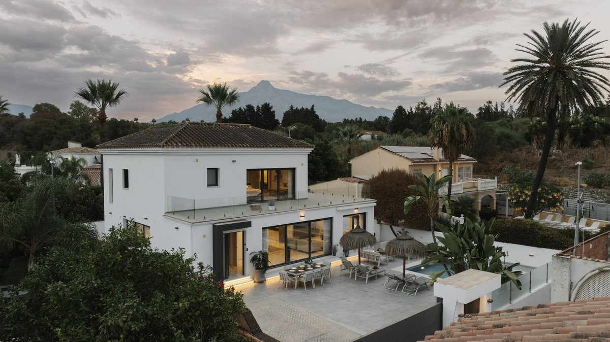 Moradia com 4 quartos com piscina em Málaga, Espanha – Foto 1