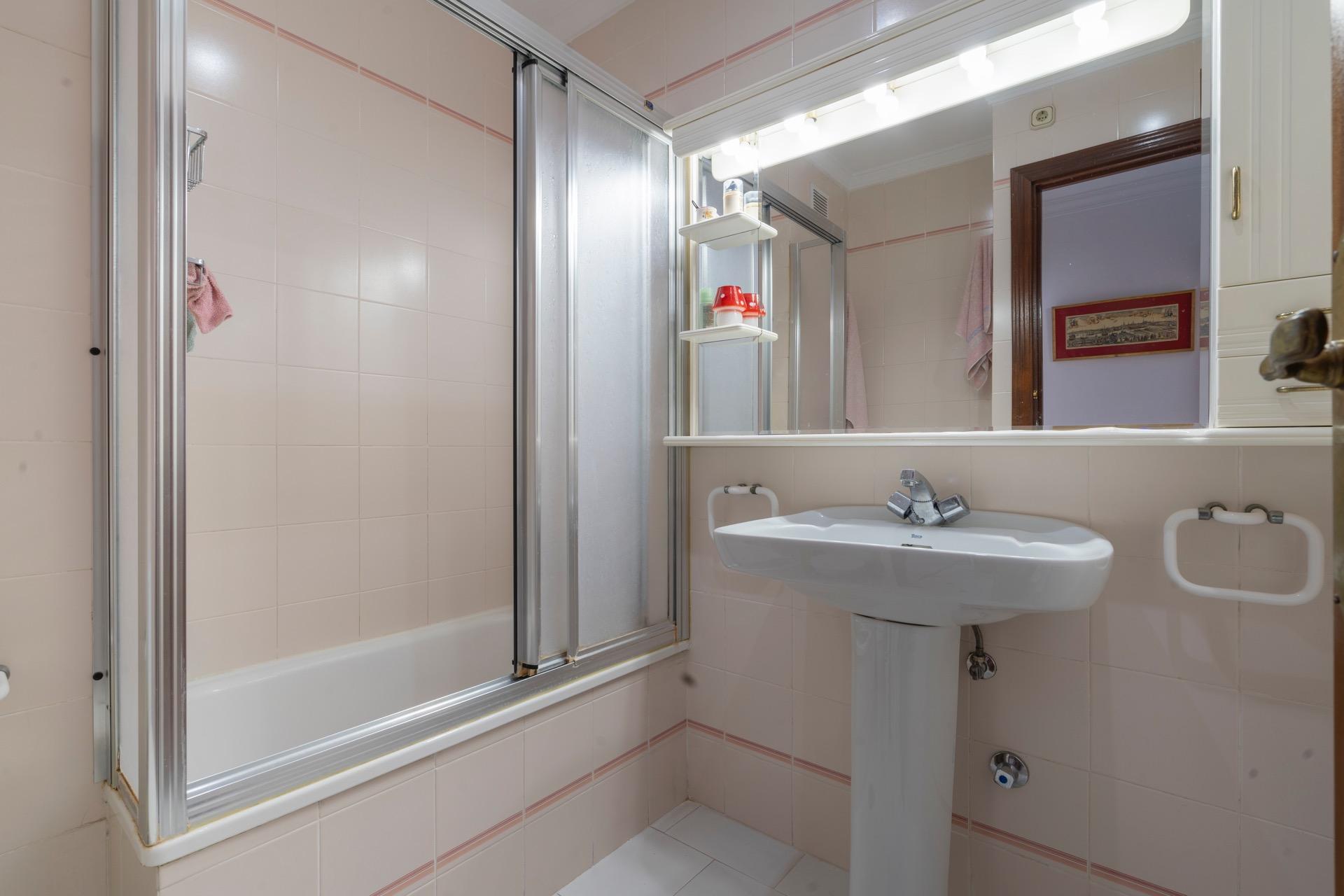 3 Bedroom Apartment in Fuengirola - Photo 20