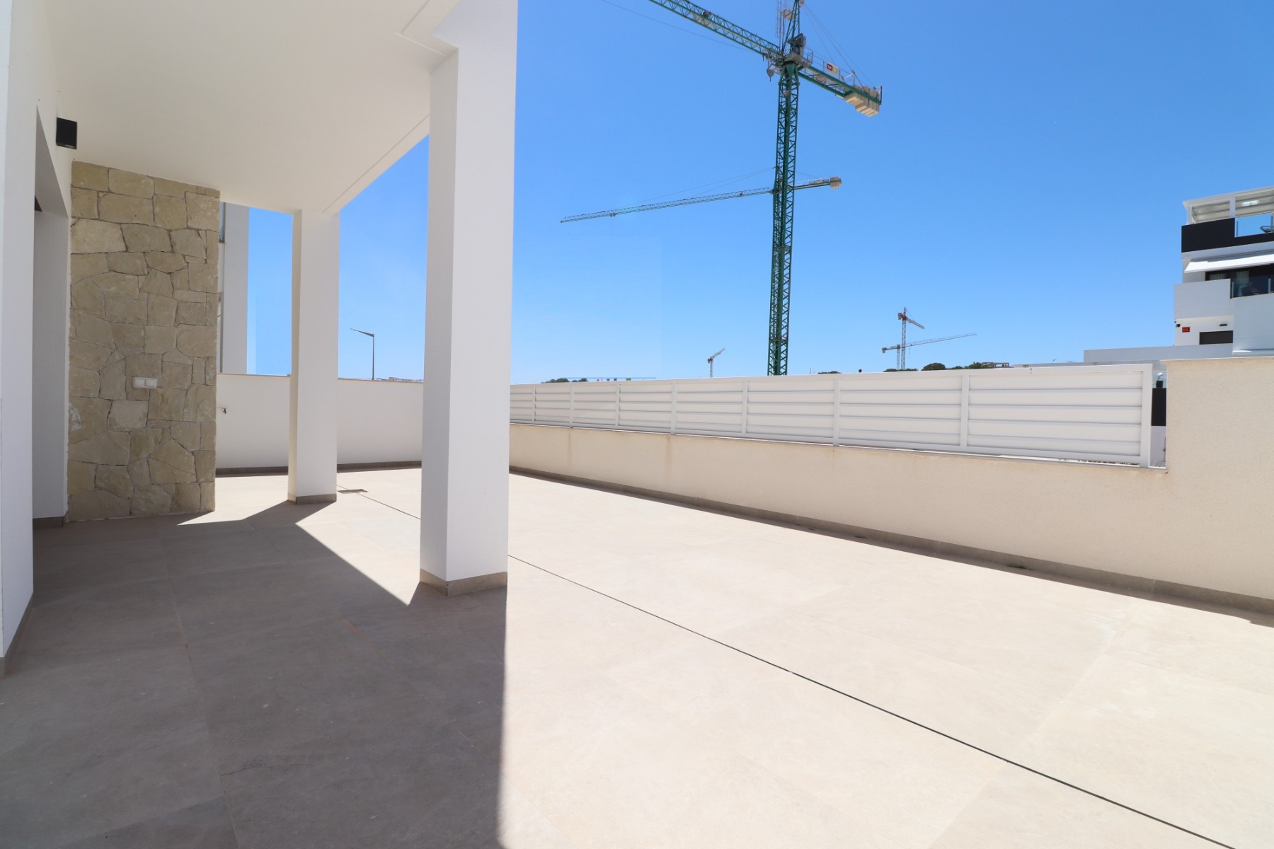 Apartamento com 3 quartos com piscina em Alicante, Espanha – Foto 25