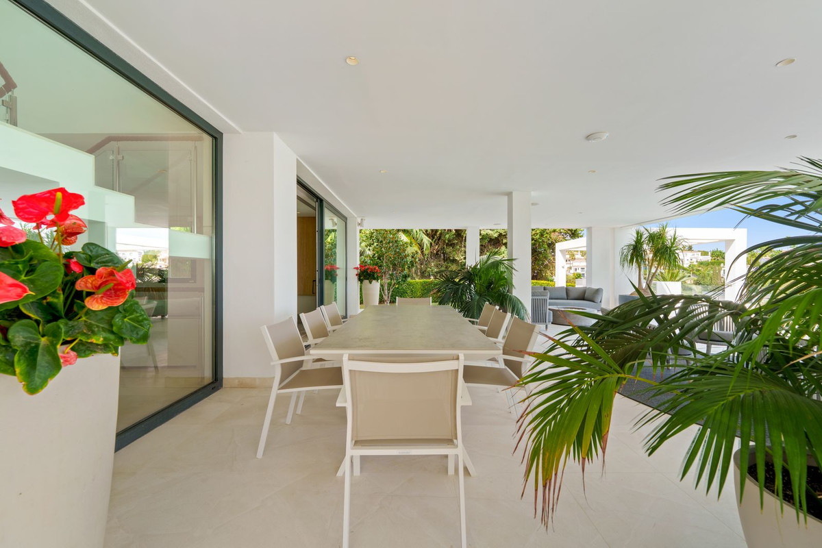 5 Bedroom Villa in Marbella - Foto 8