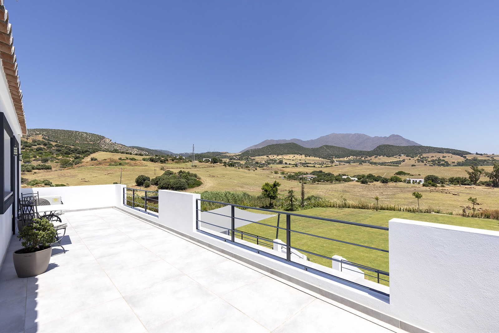 4 Bedroom Villa in Casares - Photo 45